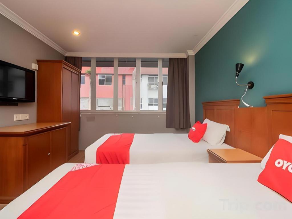 River Park Hotel Сибу Экстерьер фото