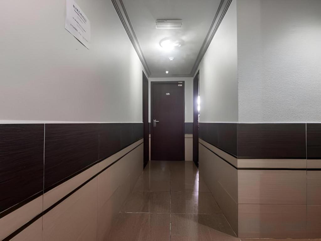 River Park Hotel Сибу Экстерьер фото