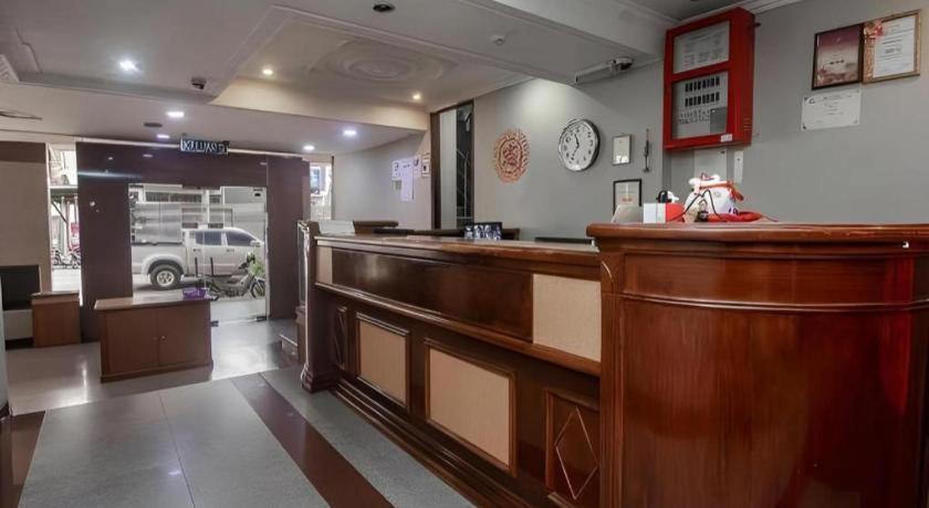 River Park Hotel Сибу Экстерьер фото