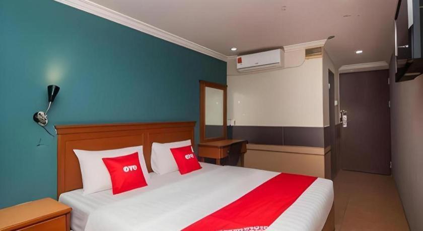 River Park Hotel Сибу Экстерьер фото